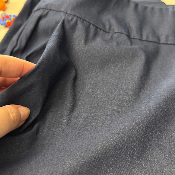 The Pioneer Woman Navy “millennium” pull on pants. 2X and 1X - Picture 9 of 12